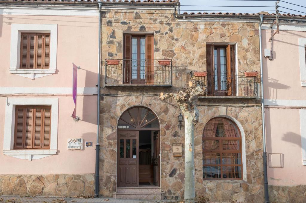 בית הארחה Tardelcuende 	La Casa Del Maestro מראה חיצוני תמונה